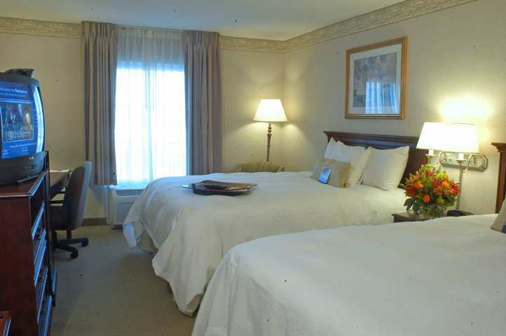 Hampton & 3* Middletown
